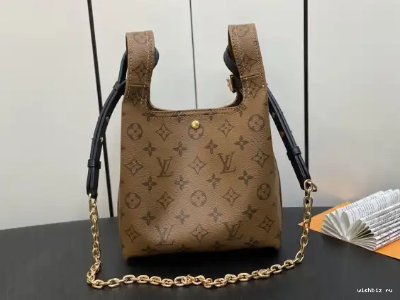 WIS BB LOUIS VUITTON Atlantis 0413
